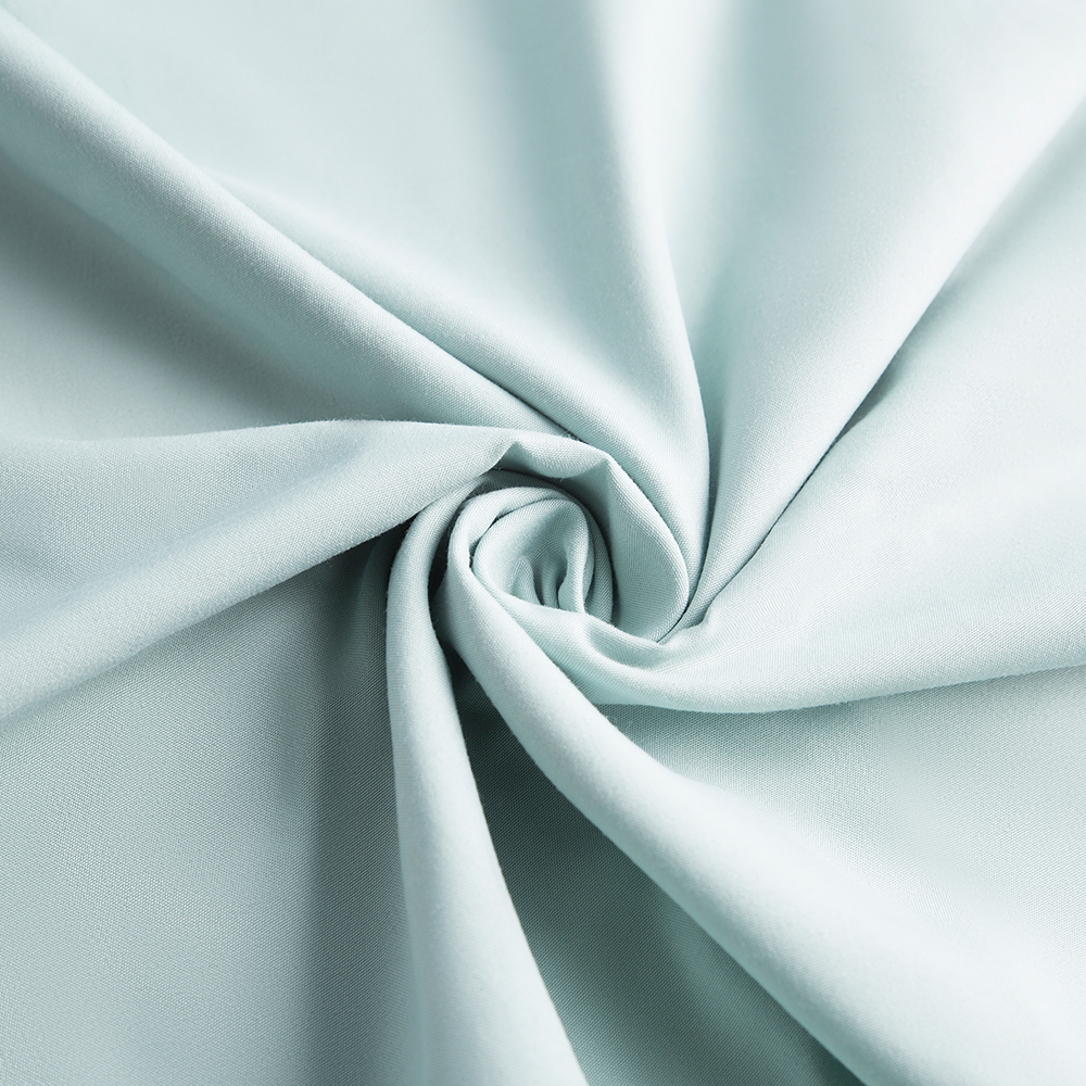 Fabrikksalg 100 % polyester mikrofiber børstet farget hjemmetekstilstoff